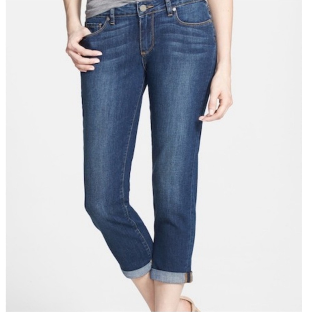 Women’s Mid Wash Blue Cropped Jeans
